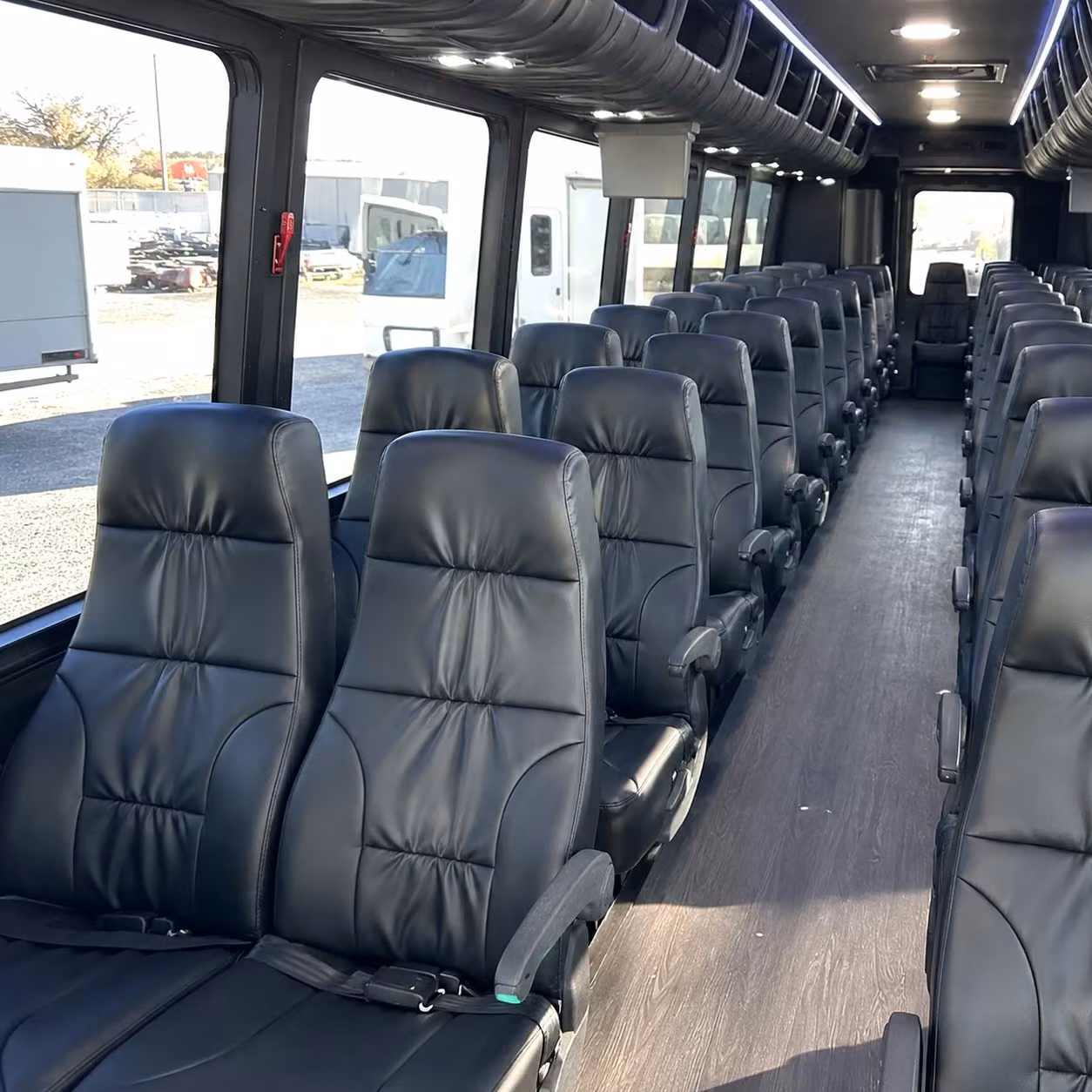 honolulu 28 passenger minibus rental