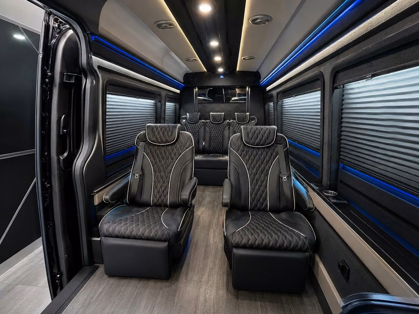 honolulu airport transportation for wedding guests and destination celebrations
