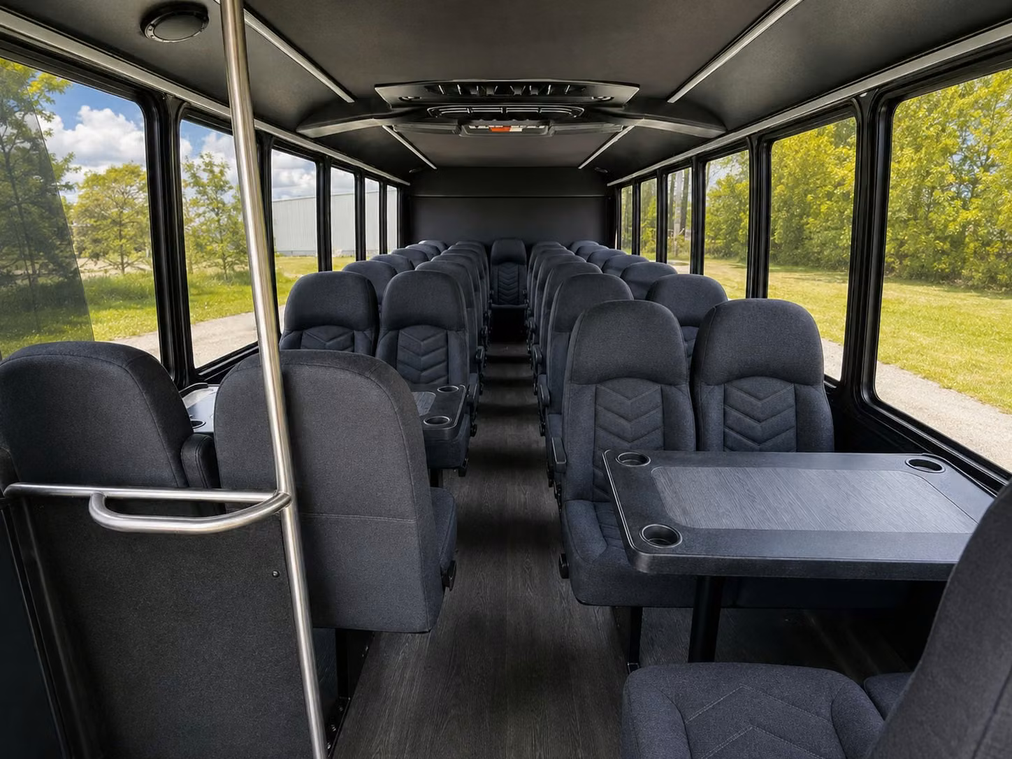 minibus rentals for honolulu zoo and nature based field trips