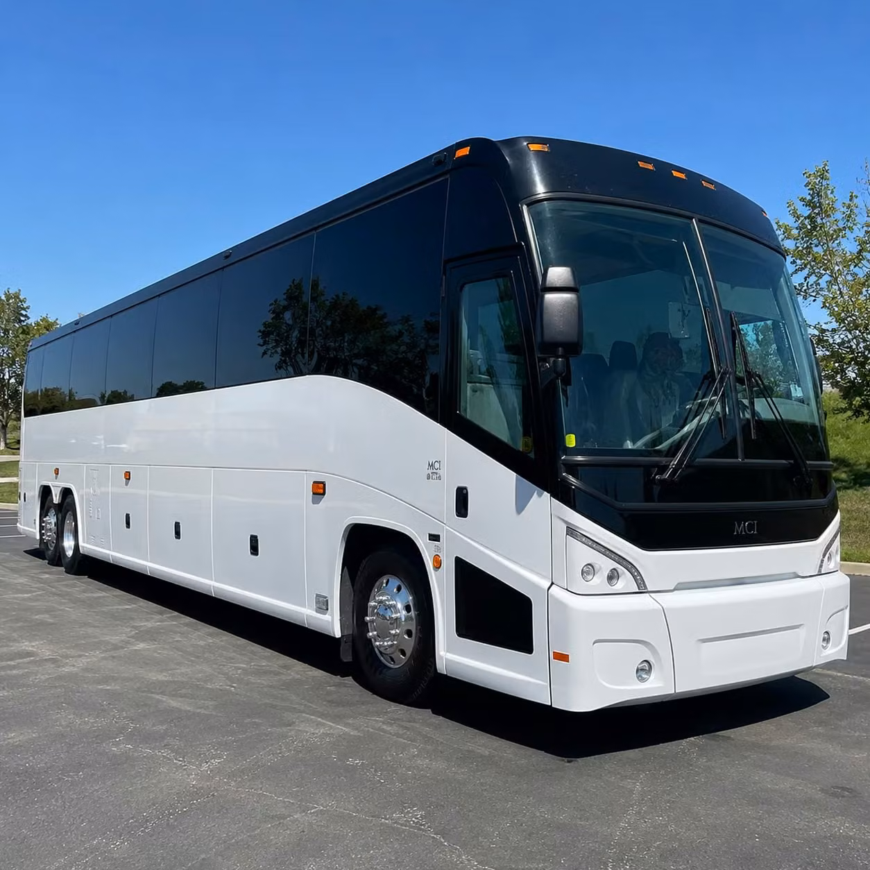school and student group airport transportation in honolulu